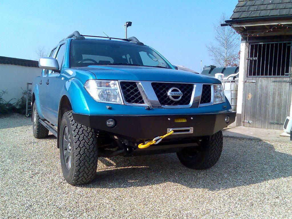 Nissan navara bumper winch