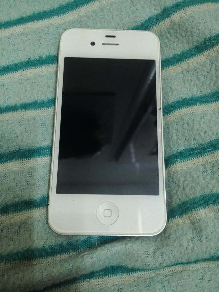 Bán iphone 4s 16gb trằng word  LL nha