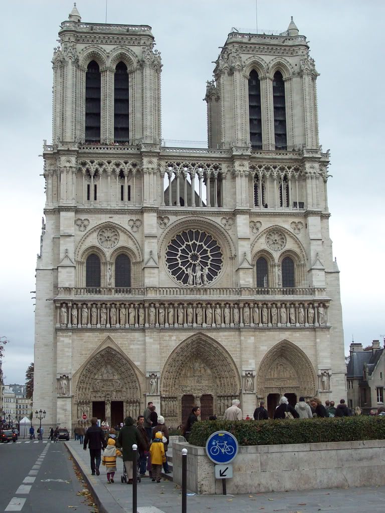 Notredame Pictures, Images and Photos