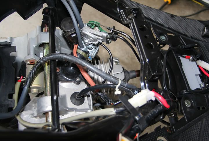 ZUMAFORUMS.NET - View topic - 2004 50cc Zuma - Engine surges, backfires