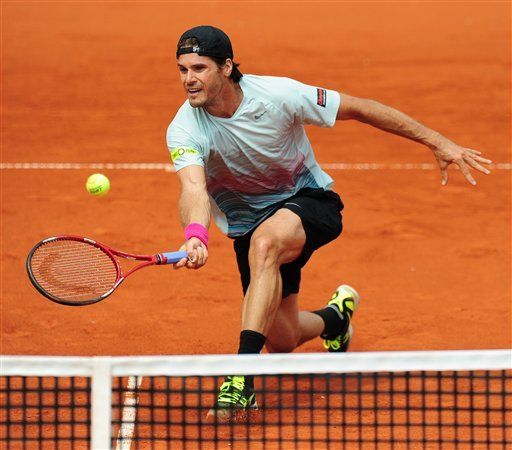 Haas_2014_BMW_Open_zpsfba83dbe.jpg