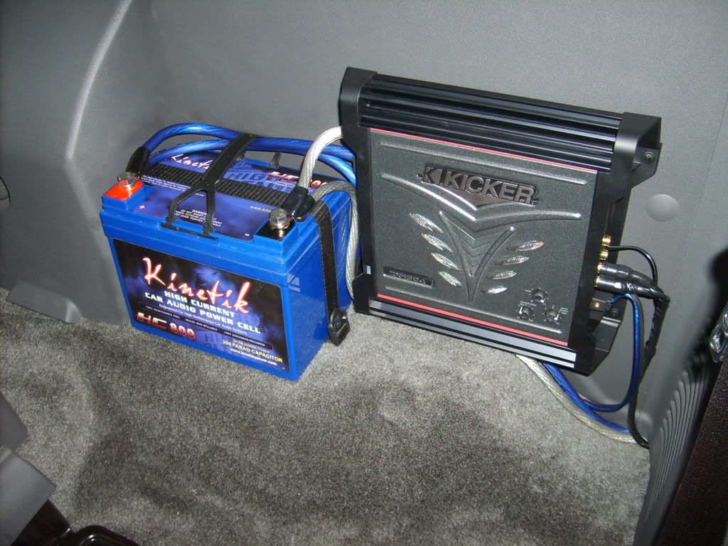 Single Cab XtremeKicker ZX400.1 w/ 10" CVT w/ pics Chevy Colorado