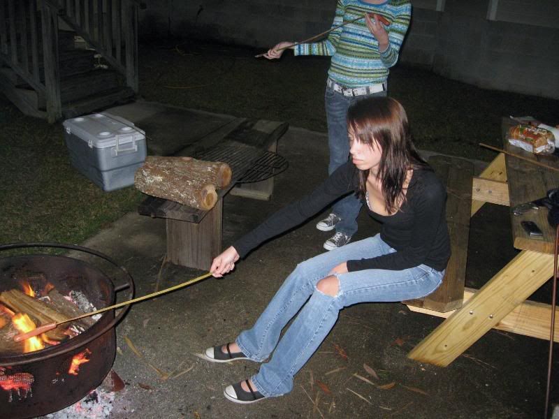 [Linked Image from i173.photobucket.com]