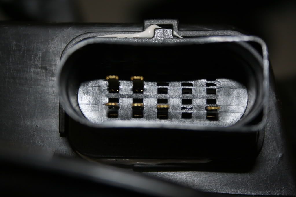 Aftermarket Headlight Problem Installing