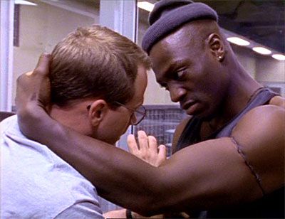 542776-oz_simon_adebisi_tobiasbeecher_zpsa325b3ee.jpg