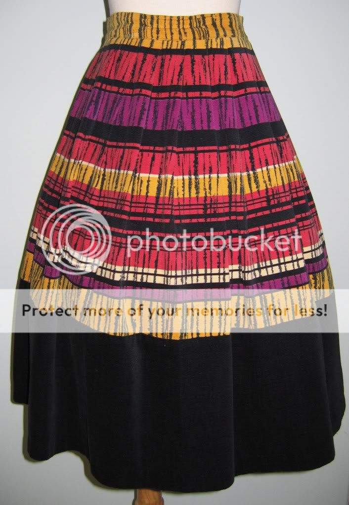 Vintage skirt label | Vintage Fashion Guild Forums