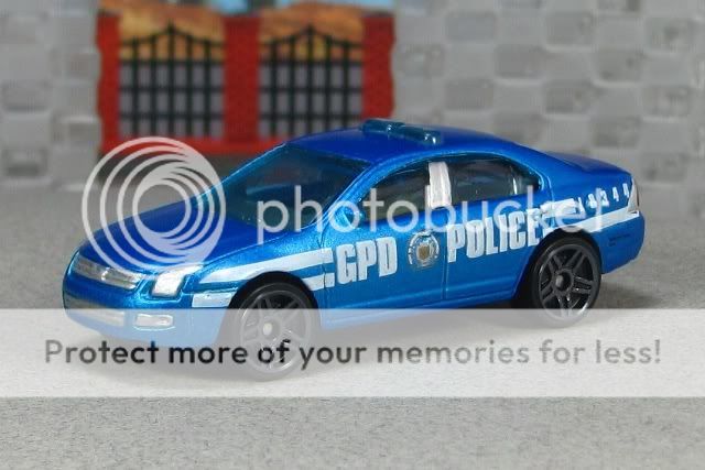 Ford fusion police hot wheels #9